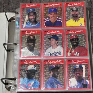 1990 Donruss Baseball Complete Set W/ 2 Carl Yastrzemski Puzzles In Binder